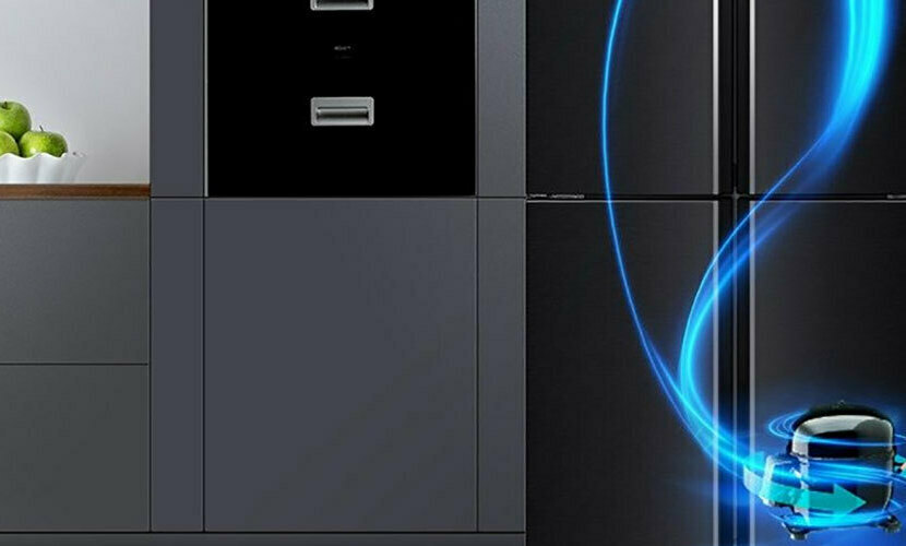Hisense RS694N4TFE Ψυγείο Ντουλάπα 562lt Total NoFrost Υ179.3xΠ90.8xΒ68.7εκ. Μαύρο