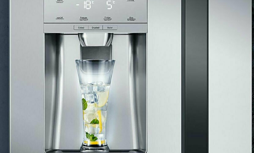 Hisense RS694N4TFE Ψυγείο Ντουλάπα 562lt Total NoFrost Υ179.3xΠ90.8xΒ68.7εκ. Μαύρο