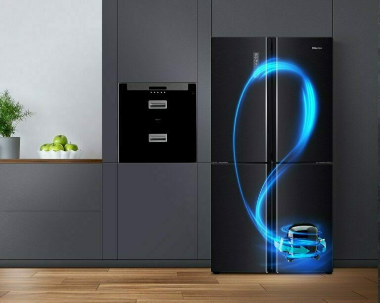 Hisense RS677N4BFE Ψυγείο Ντουλάπα 519lt Total NoFrost Υ178.6xΠ91xΒ64.3εκ. Μαύρο